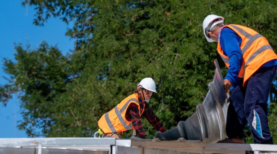 Expert top industrial roofings services in Universal City, TX